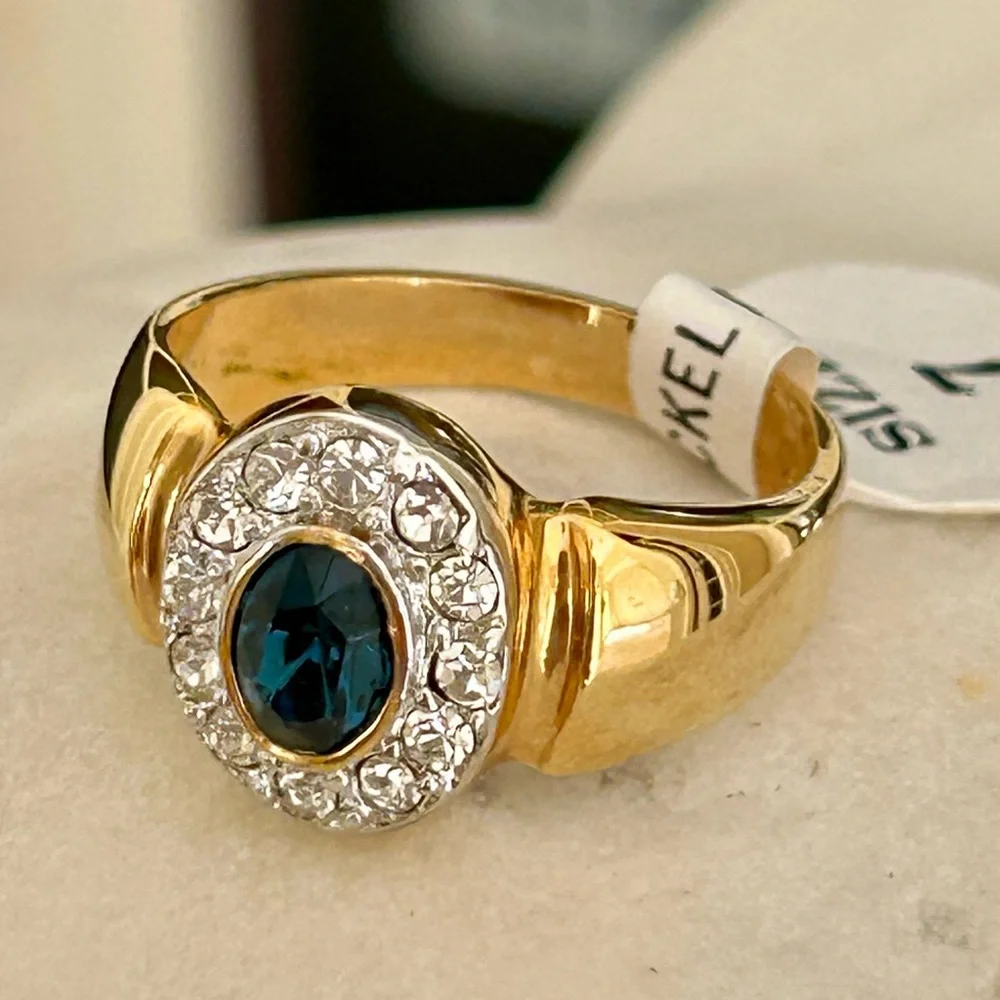 Swarovski Crystals 18K Gold Plated Designer Ring